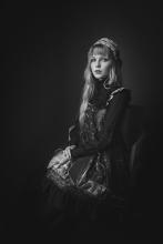Pavel Juráček/ Dívka s čepcem/ Fotoklub Vysočina Žďár nad Sázavou
